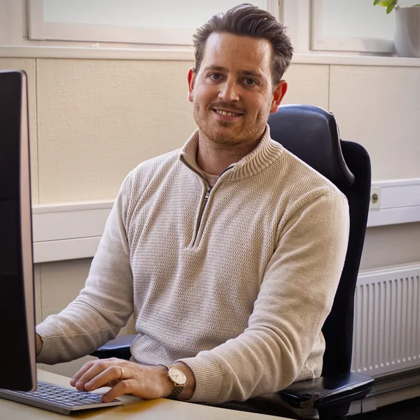 Adam Falk, Marknads- och försäljningsansvarig på Resehuset